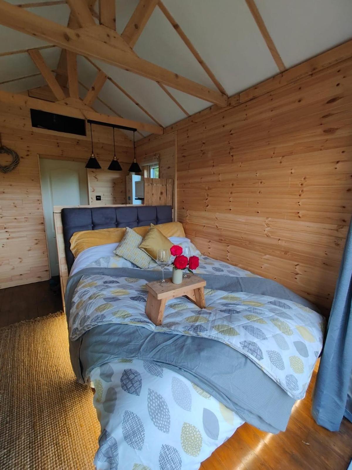 Riverside Cabin Limerick Ngoại thất bức ảnh