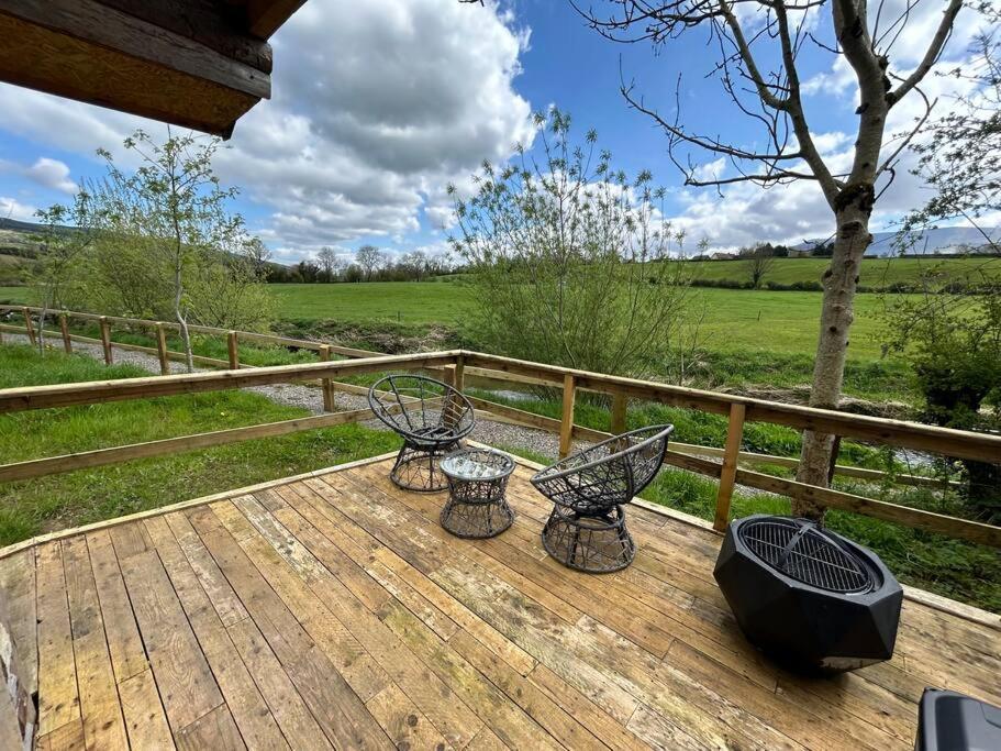Riverside Cabin Limerick Ngoại thất bức ảnh