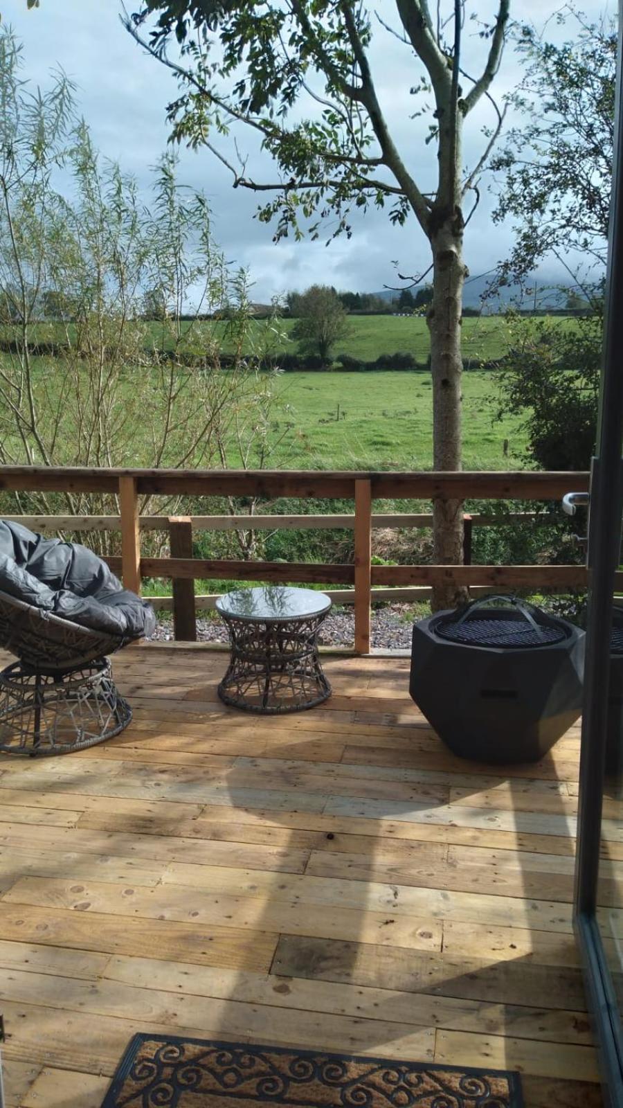 Riverside Cabin Limerick Ngoại thất bức ảnh